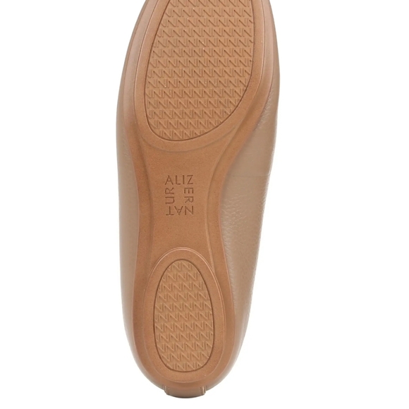 Naturalizer Maxwell Flats - Picture 14 of 14